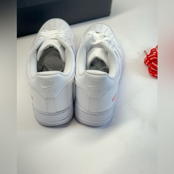 Supreme x Nike Air Force 1 Low BRAND NEW Men’s Sneakers LIMITED EDITION size 10 - Picture 4 of 7